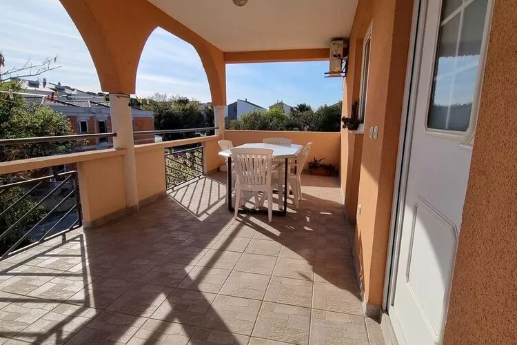 Apartments Vanja Škara Biograd - Studio Apartment with Terrace-Terrace