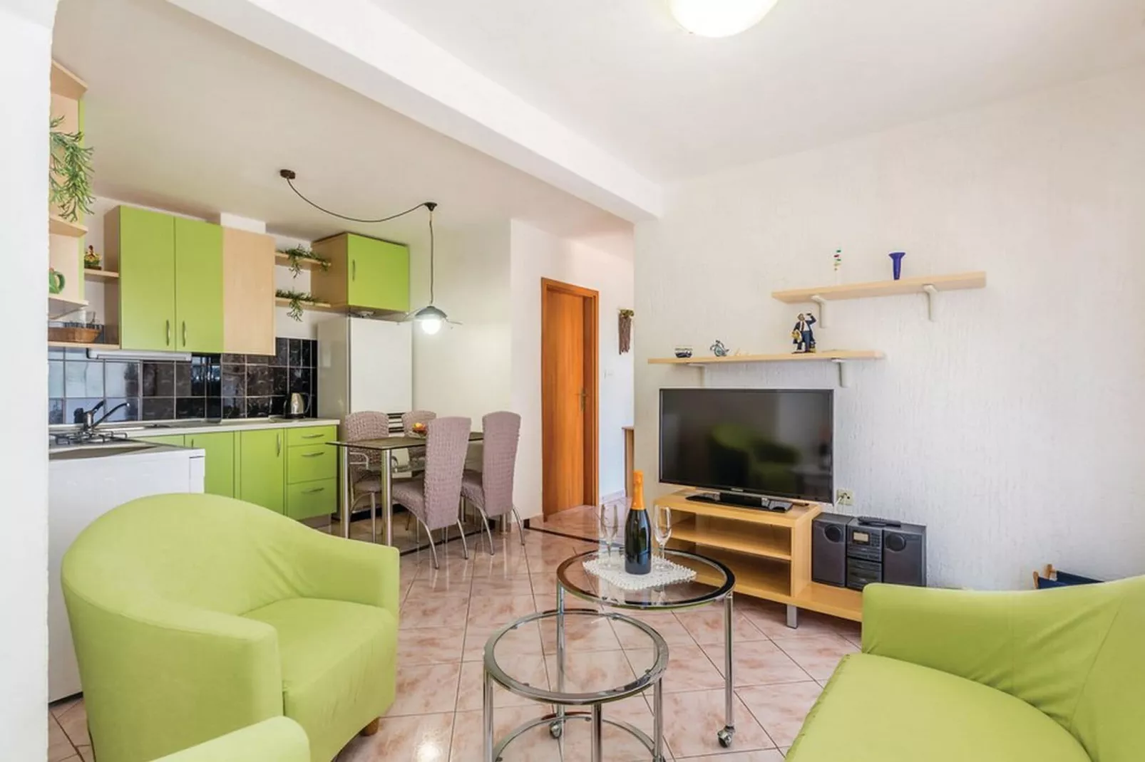 Apartments Paola - Studio Apartment with Terrace and Sea View-Indoor