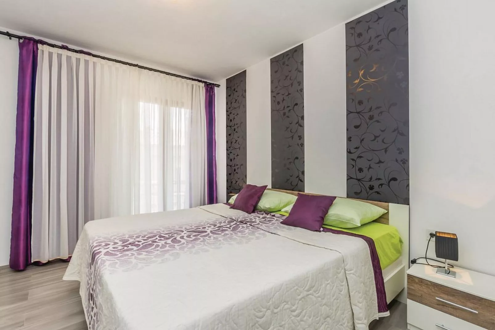 Apartments Paola - Two Bedroom Apartment with Terrace and Sea view-Bedroom