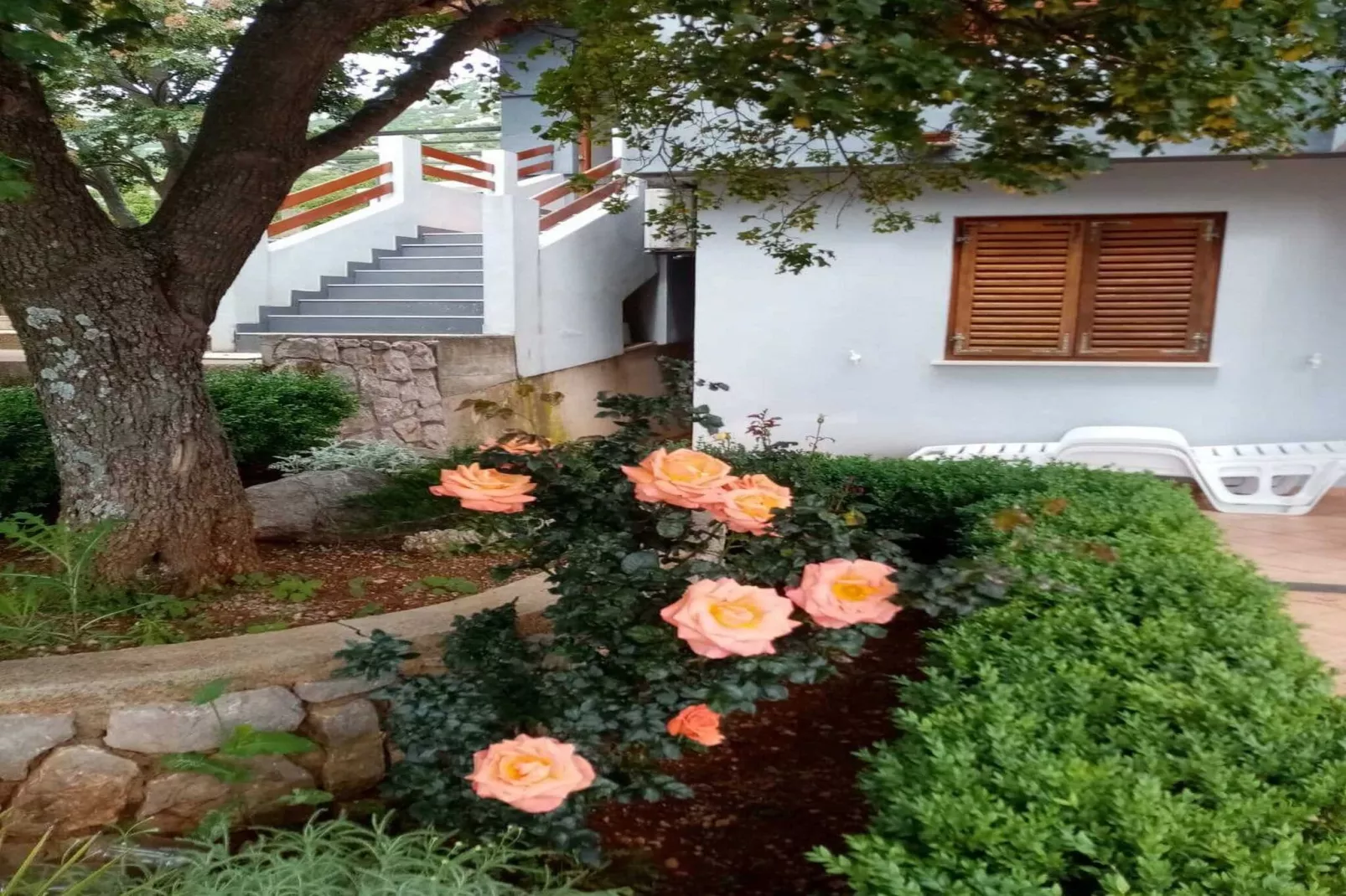 Apartments Paola - Two Bedroom Apartment with Terrace and Sea view-Gardens summer