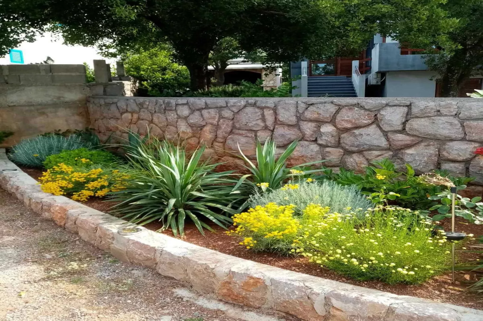 Apartments Paola - Two Bedroom Apartment with Terrace and Sea view-Gardens summer