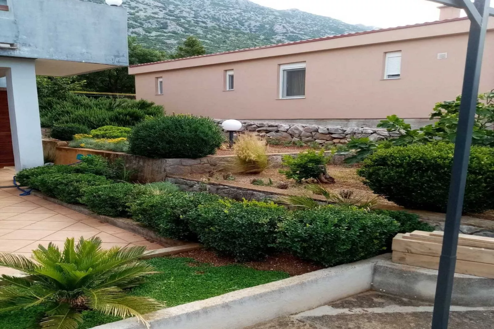Apartments Paola - Two Bedroom Apartment with Terrace and Sea view-Gardens summer