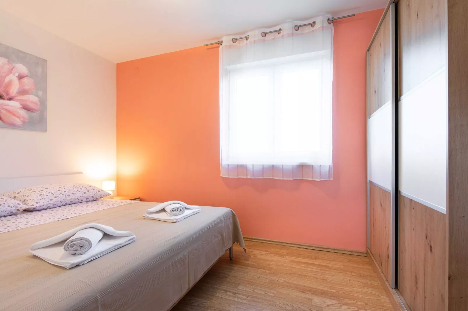 Apartment Salvagno - Two Bedroom Apartment with Balcony and Sea View-Bedroom