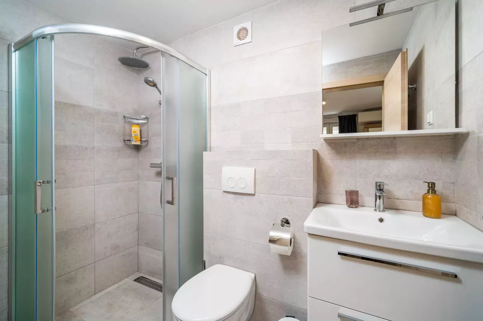 Argenta Rooms - Superior Double Room with Balcony (Argenta 1)-Bathroom