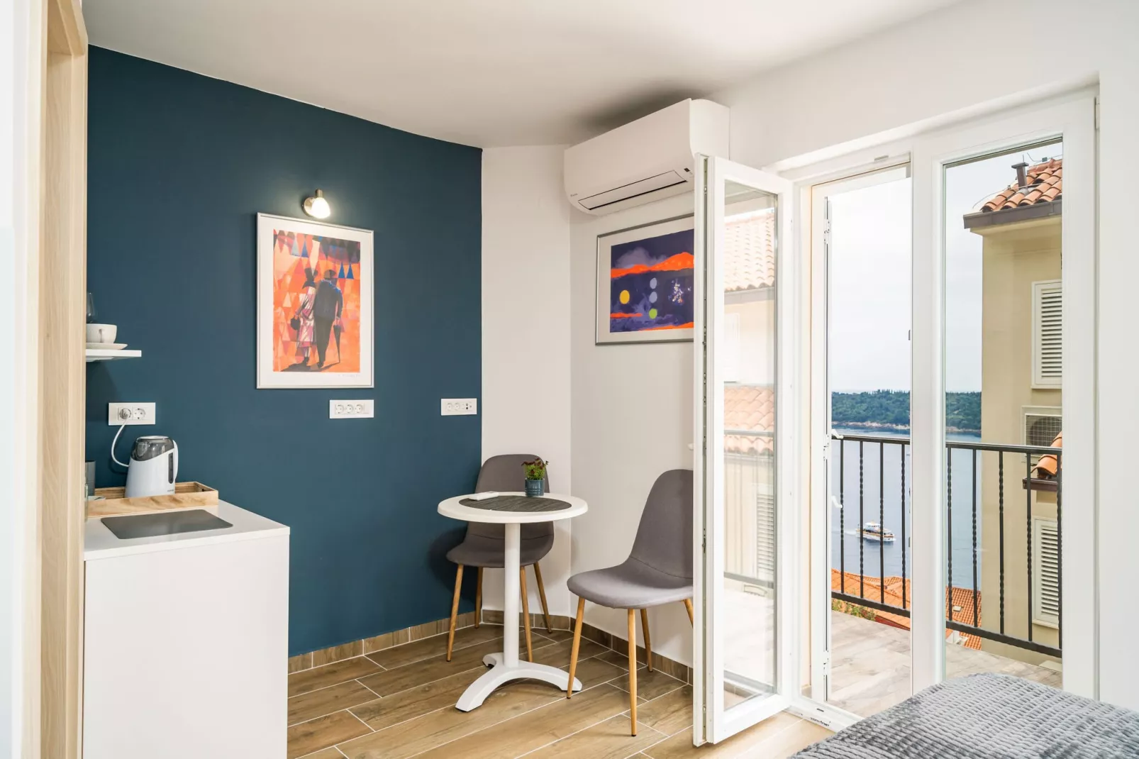 Argenta Rooms - Premium Double Room with Balcony (Argenta 2)-Schlafzimmer