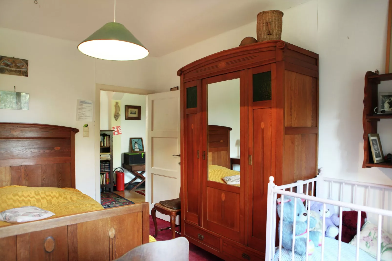 Reedpool 12 pax-Bedroom