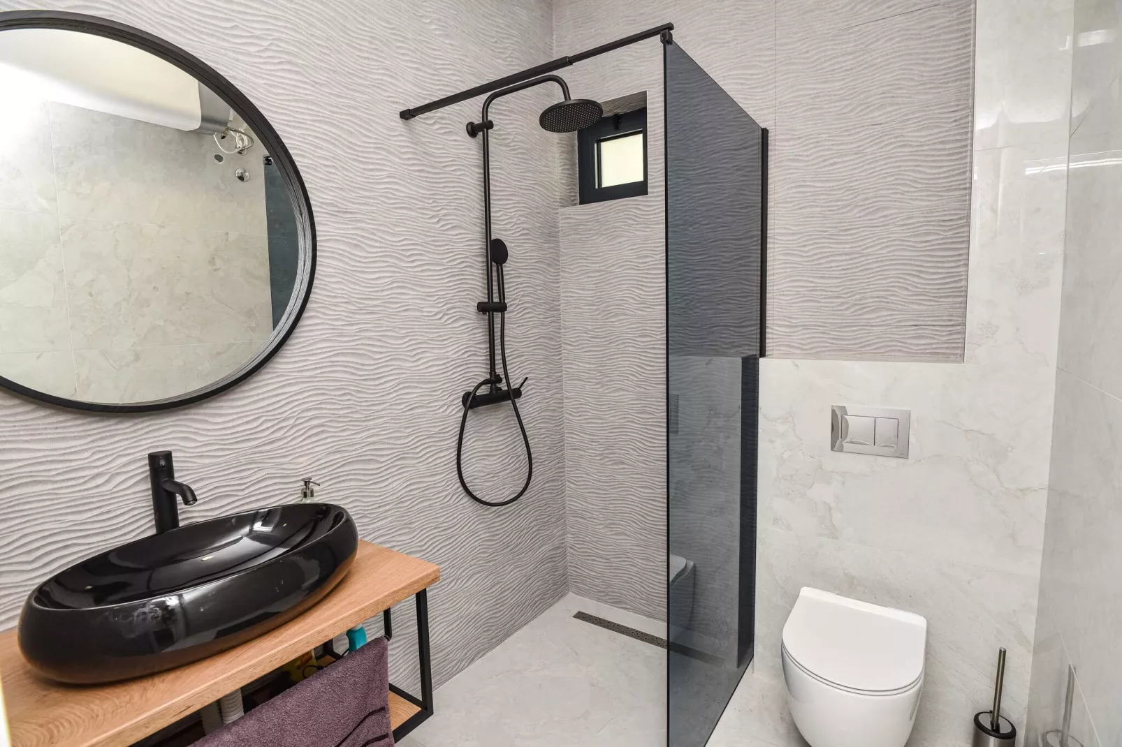 Apartments Fortes Fortuna - Two bedroom Apartment with Terrace and Sea View-Bathroom