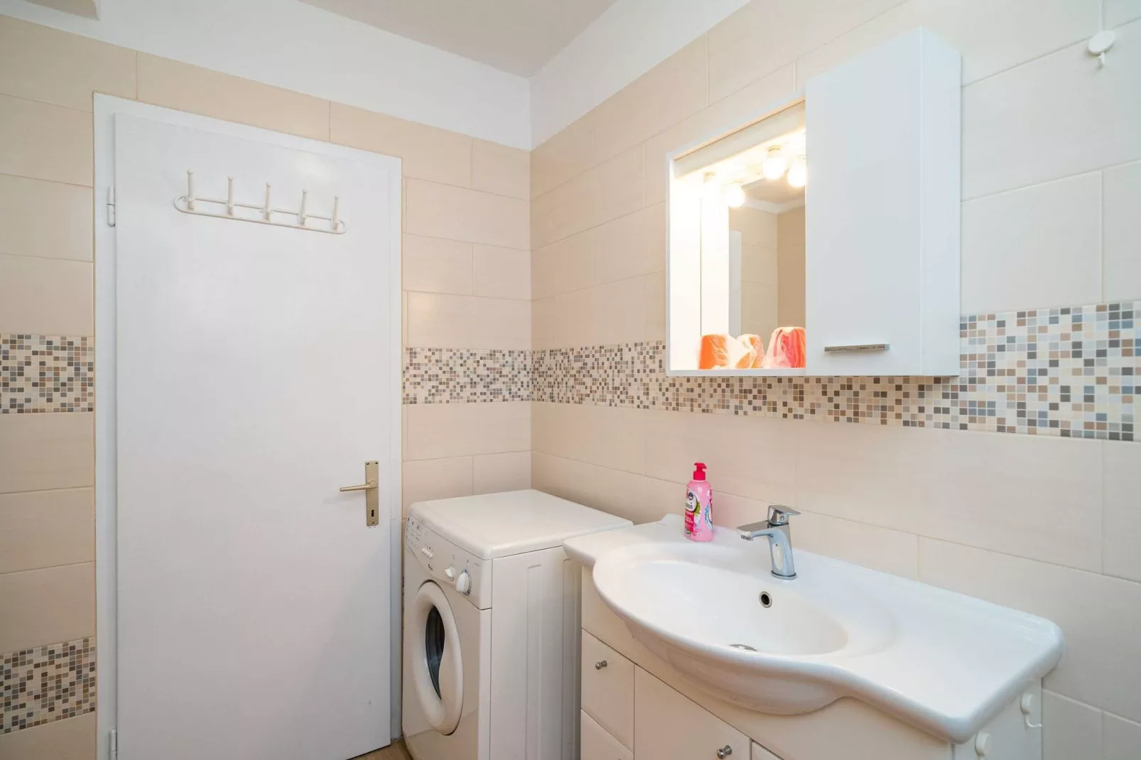 Apartment Kos - Two Bedroom Apartment with Terrace-Bathroom