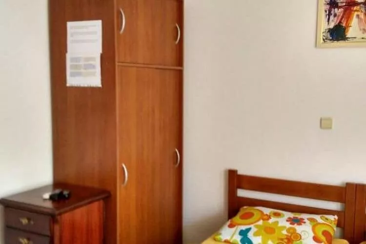 Apartments Vala - Studio Apartment with Balcony A1-Bedroom