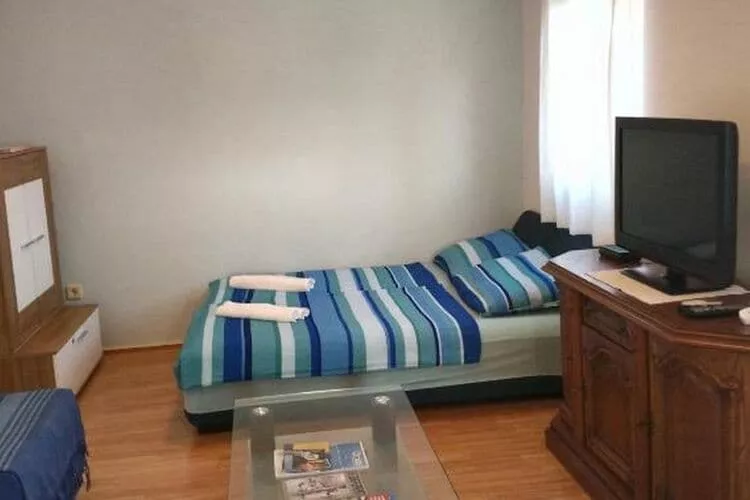 Apartments Vala - One Bedroom Apartment with Sea View A2-Living room