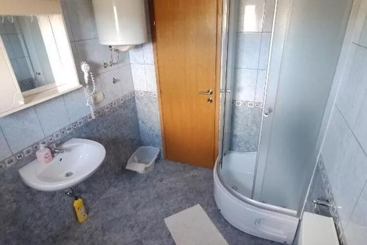 Apartments Vala - One Bedroom Apartment with Sea View A2-Bathroom