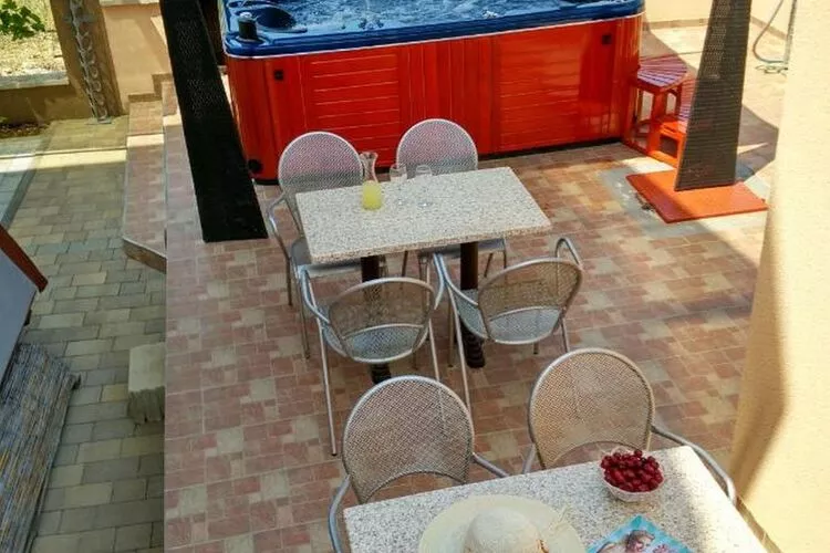 Apartments Vala - One Bedroom Apartment with Balcony and Sea View A4-Terrace