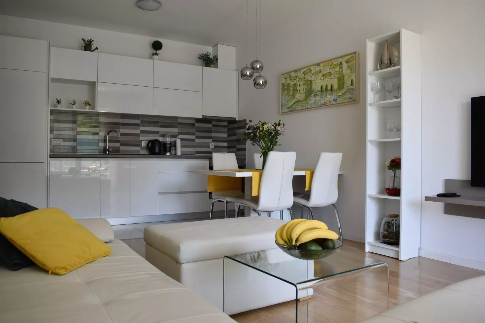Apartment Vapor - Two Bedroom Apartment with Balcony-Küche