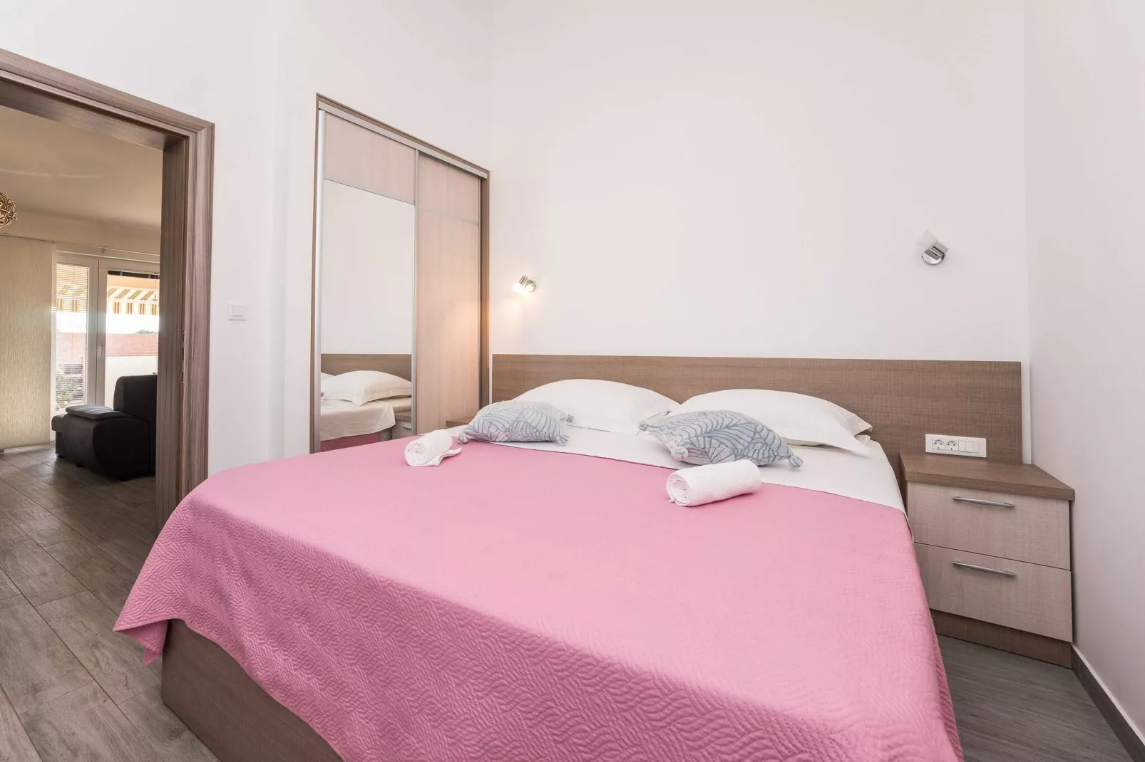 Apartments Maza - One Bedroom Apartment with Balcony  (Angela)-Schlafzimmer