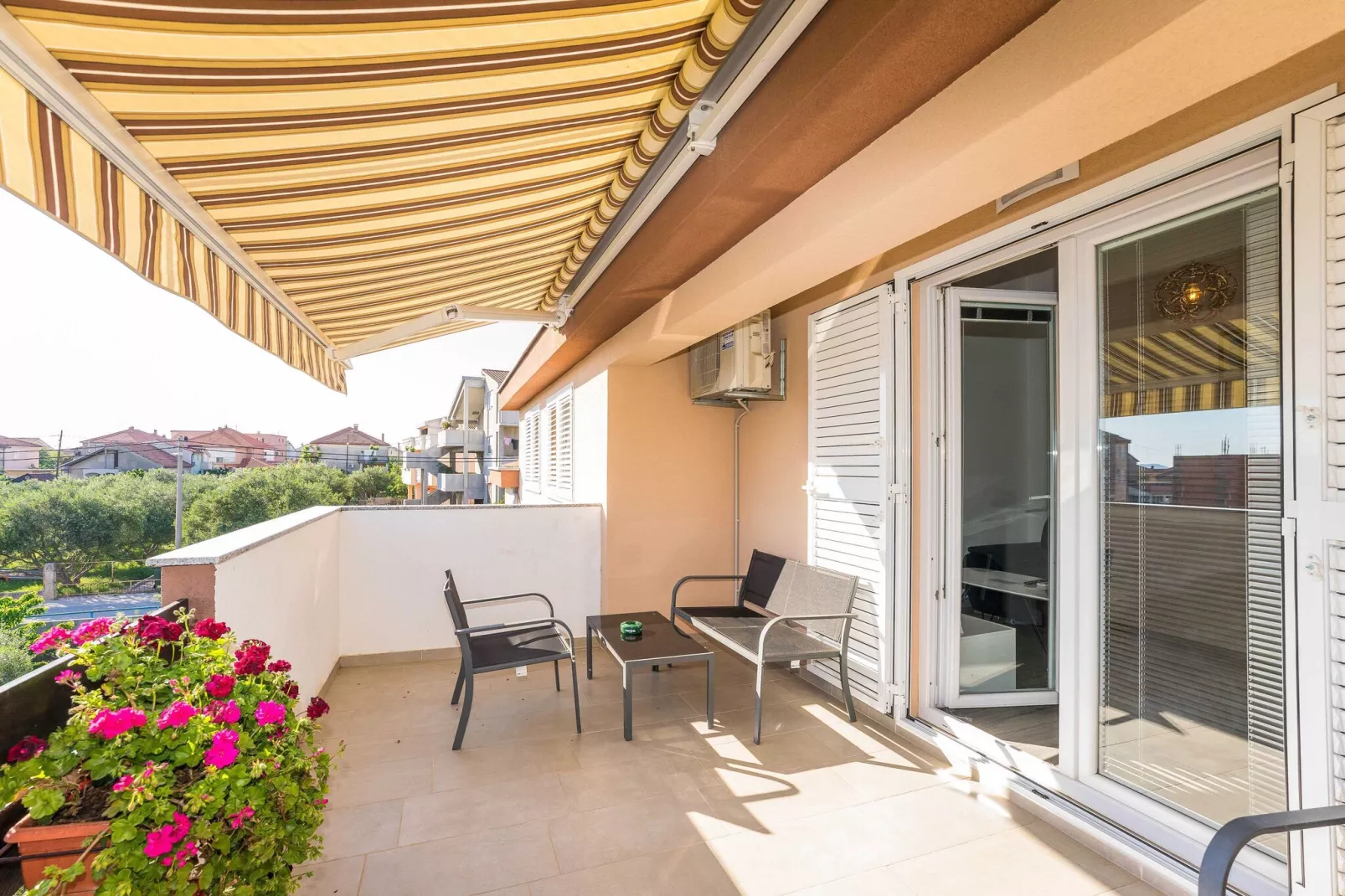 Apartments Maza - One Bedroom Apartment with Balcony  (Angela)-Außenbereich