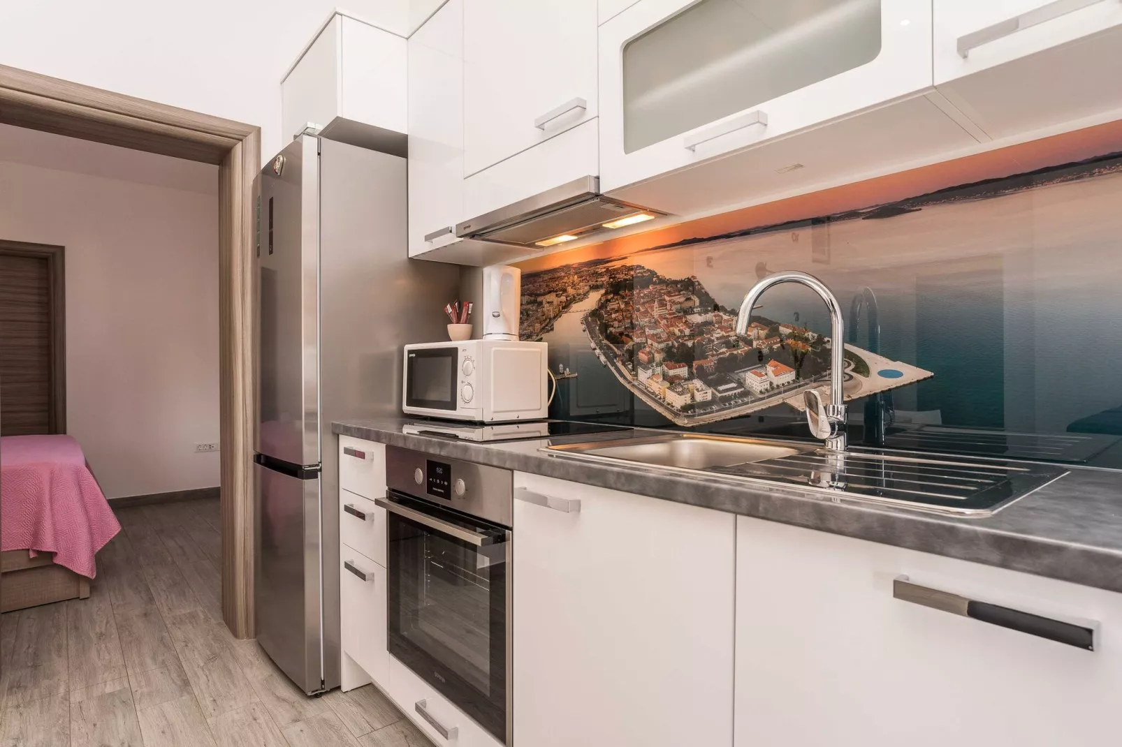 Apartments Maza - One Bedroom Apartment with Balcony  (Angela)-Küche