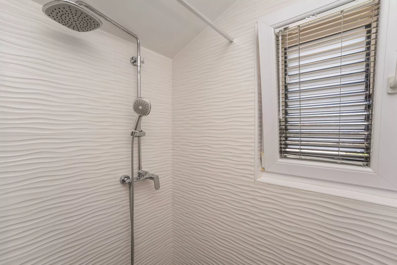 Apartments Maza - One Bedroom Apartment with Balcony  (Angela)-Badezimmer