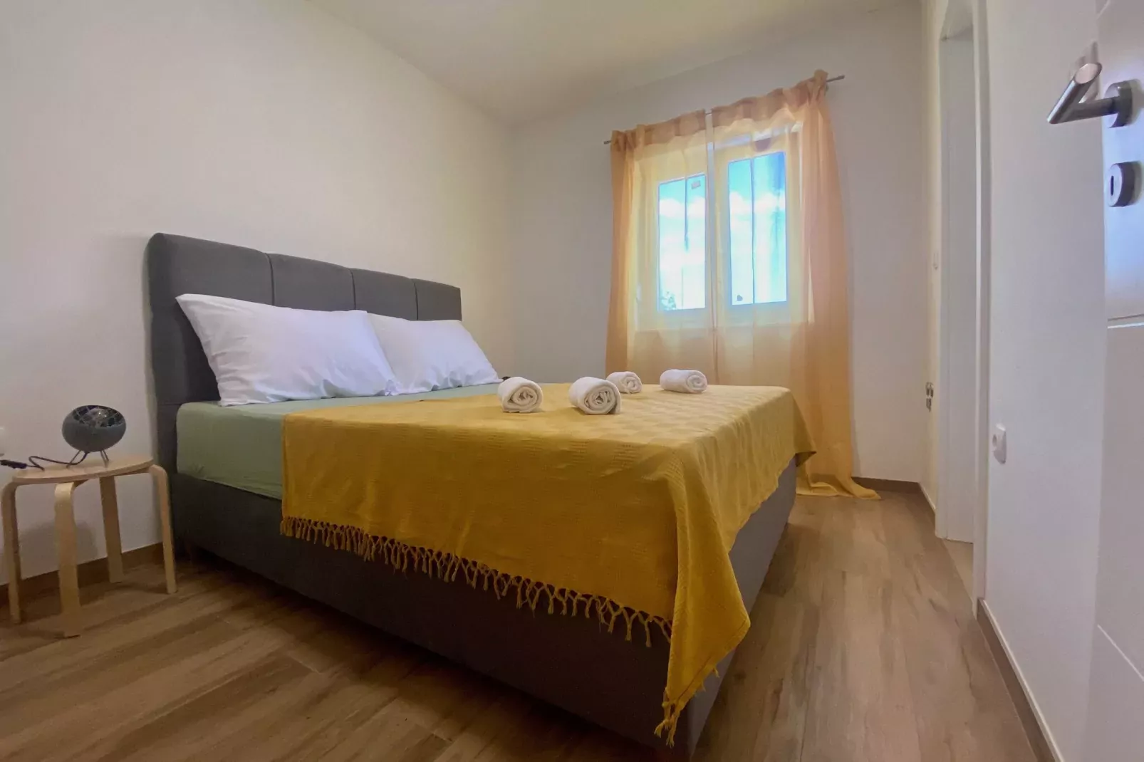 VERT Apartment - Two Bedroom Apartment with Terrace-Bedroom
