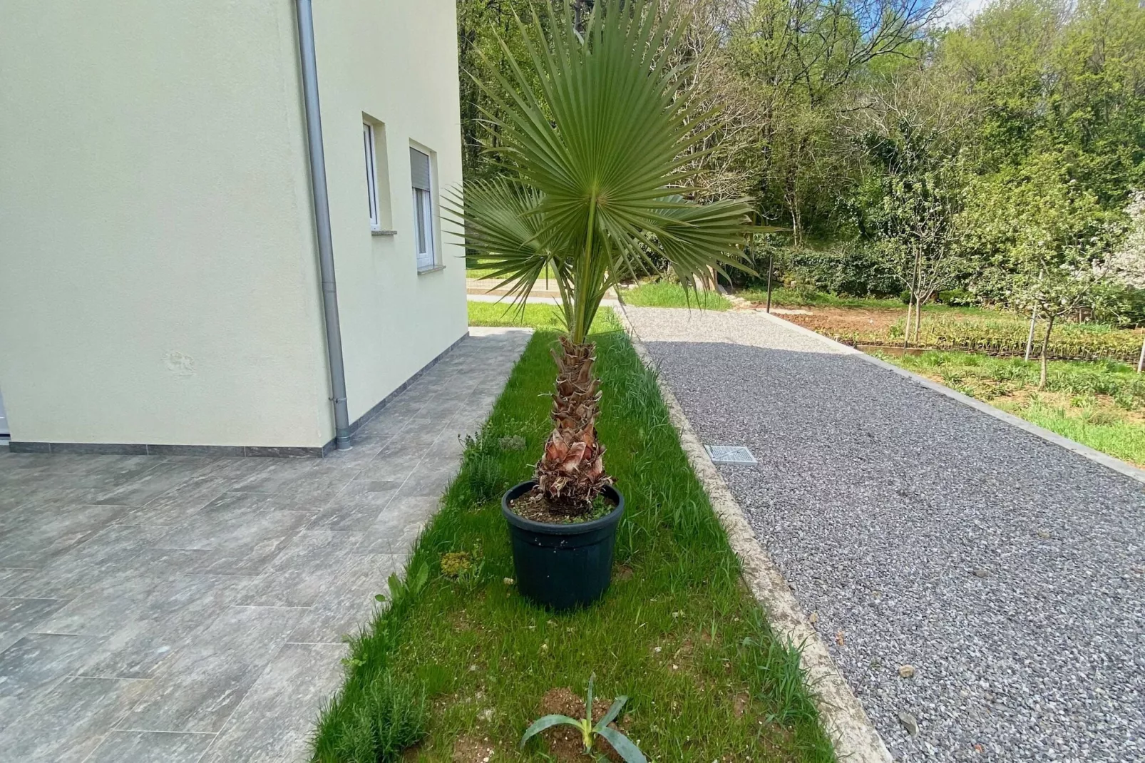 VERT Apartment - Two Bedroom Apartment with Terrace-Outdoor