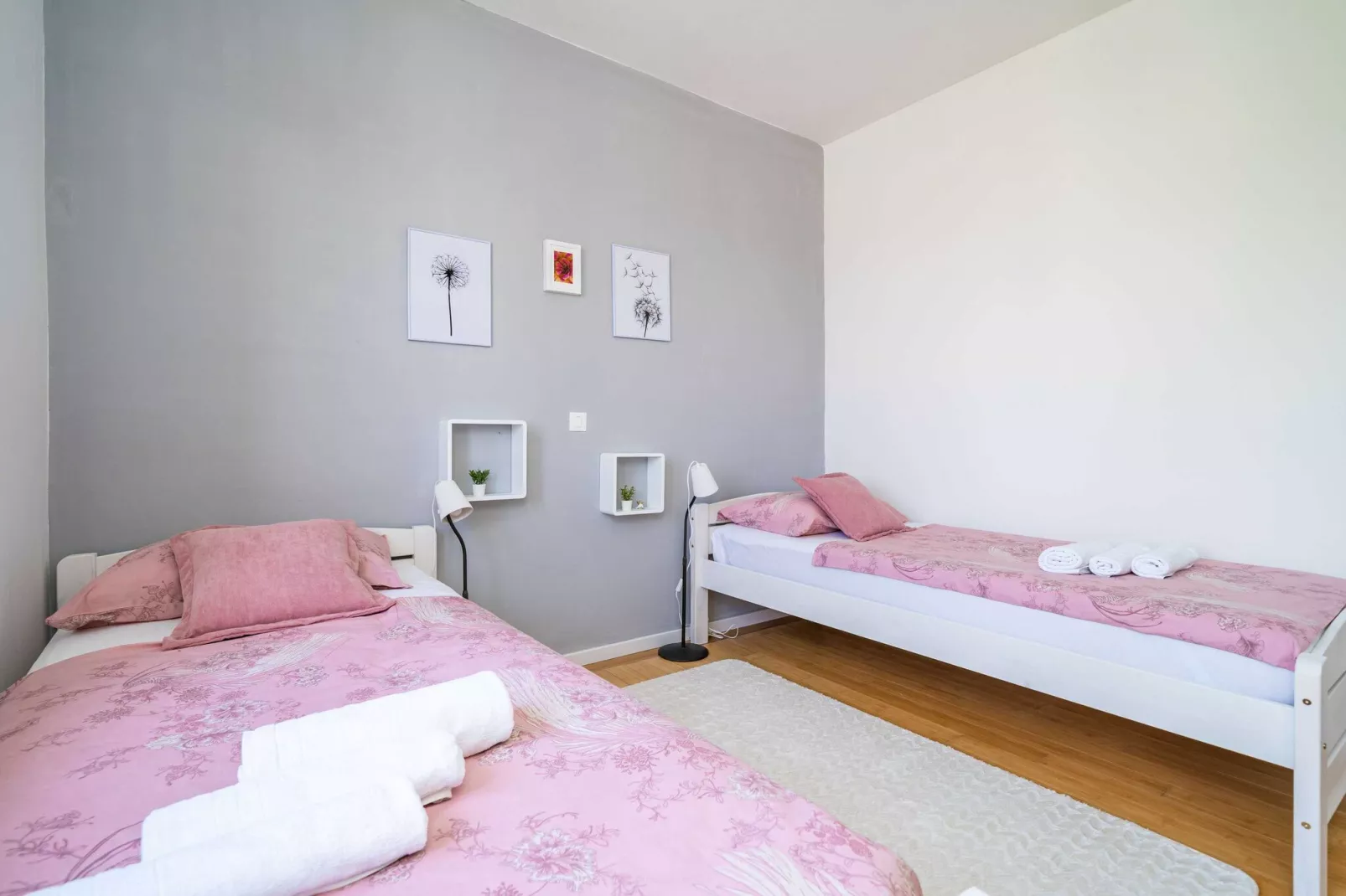 Apartment Doma - Two Bedroom Apartment with Terrace-Bedroom