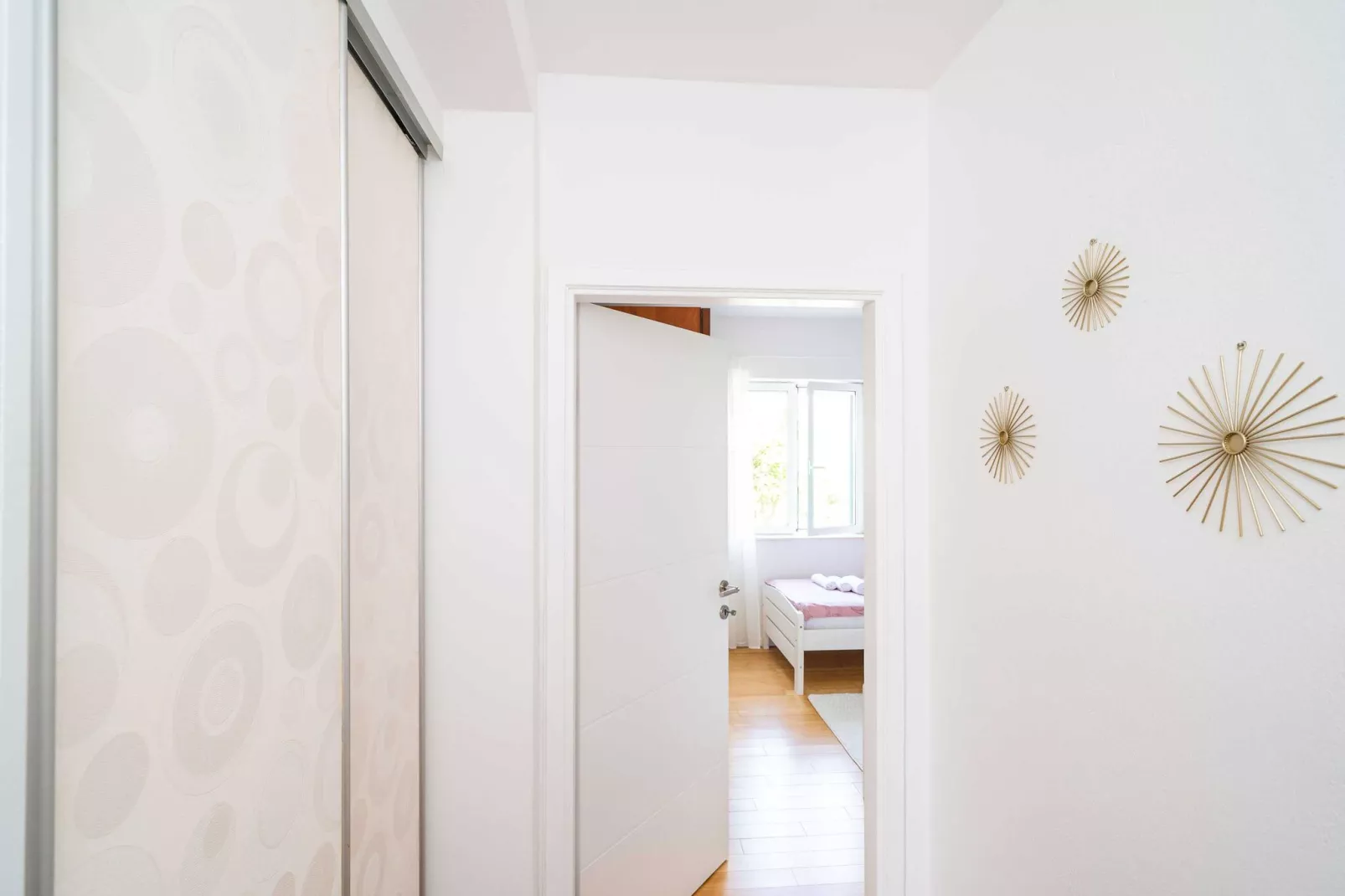 Apartment Doma - Two Bedroom Apartment with Terrace-Indoor
