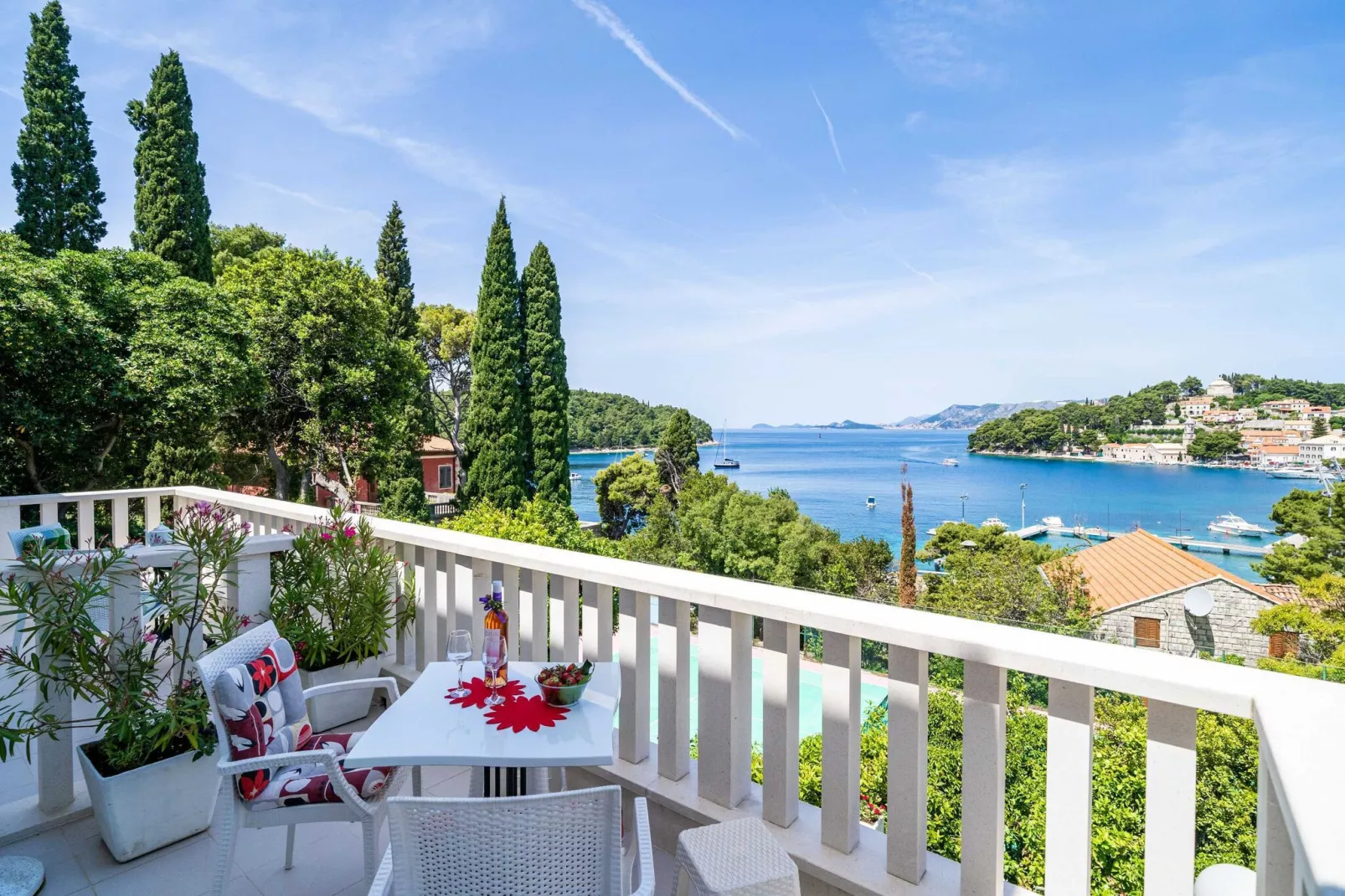 Apartments & Rooms Mara & Petrunjela - Studio Apartment with Balcony and Sea View (Studio s balkonom) - BR. 2-Terrace balcony