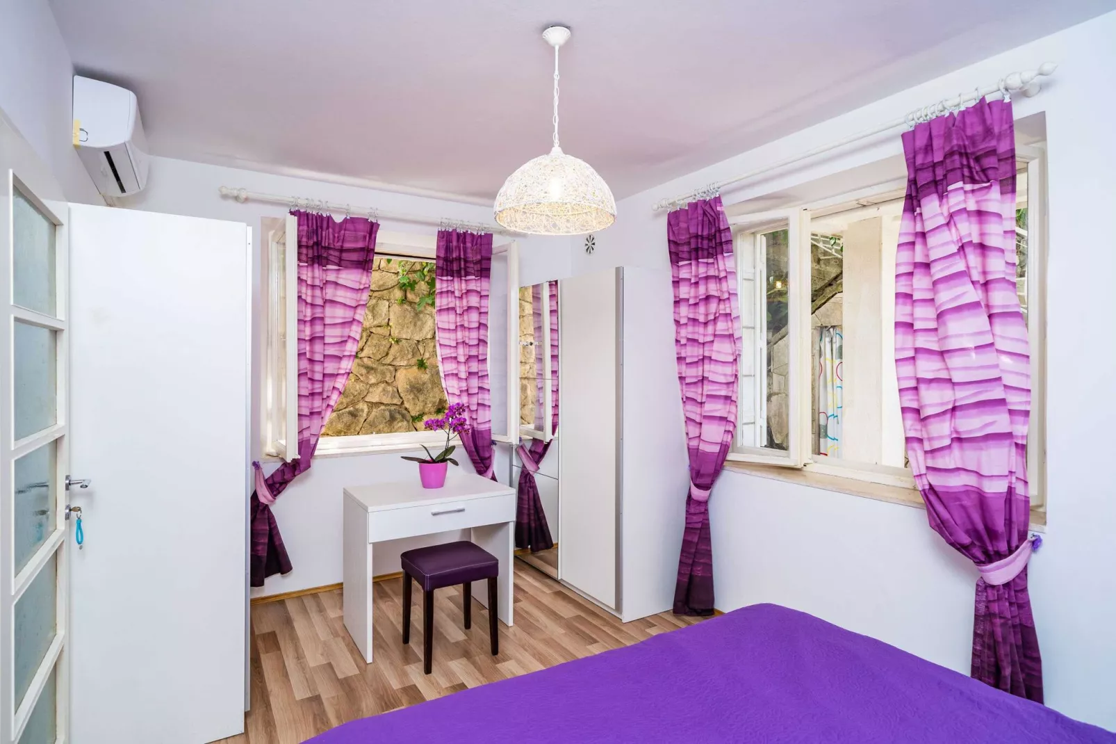 Apartments & Rooms Mara & Petrunjela - Two Bedroom Apartment with Terrace and Sea View (Apartman s 2 spavaće sobe) - BR. 5-Bedroom
