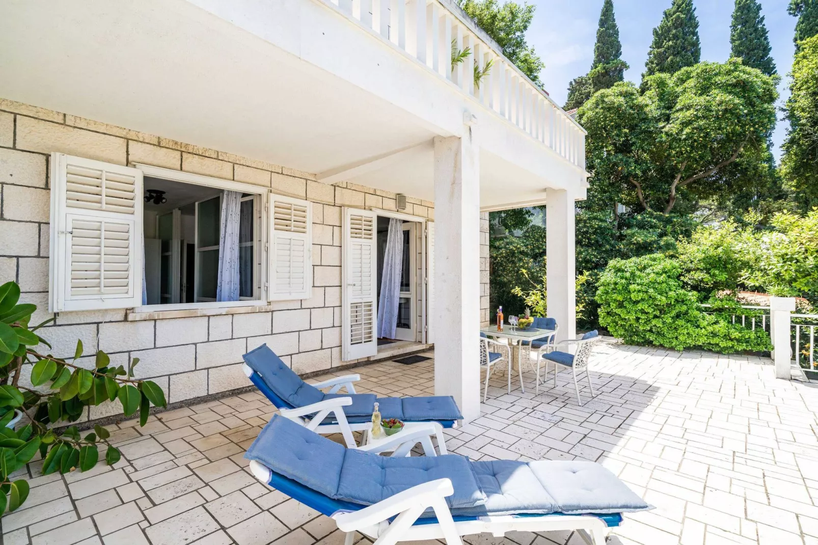 Apartments & Rooms Mara & Petrunjela - Two Bedroom Apartment with Terrace and Sea View (Apartman s 2 spavaće sobe) - BR. 5-Terrace