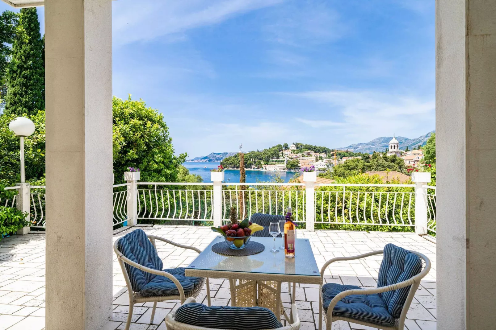 Apartments & Rooms Mara & Petrunjela - Two Bedroom Apartment with Terrace and Sea View (Apartman s 2 spavaće sobe) - BR. 5-Terrace