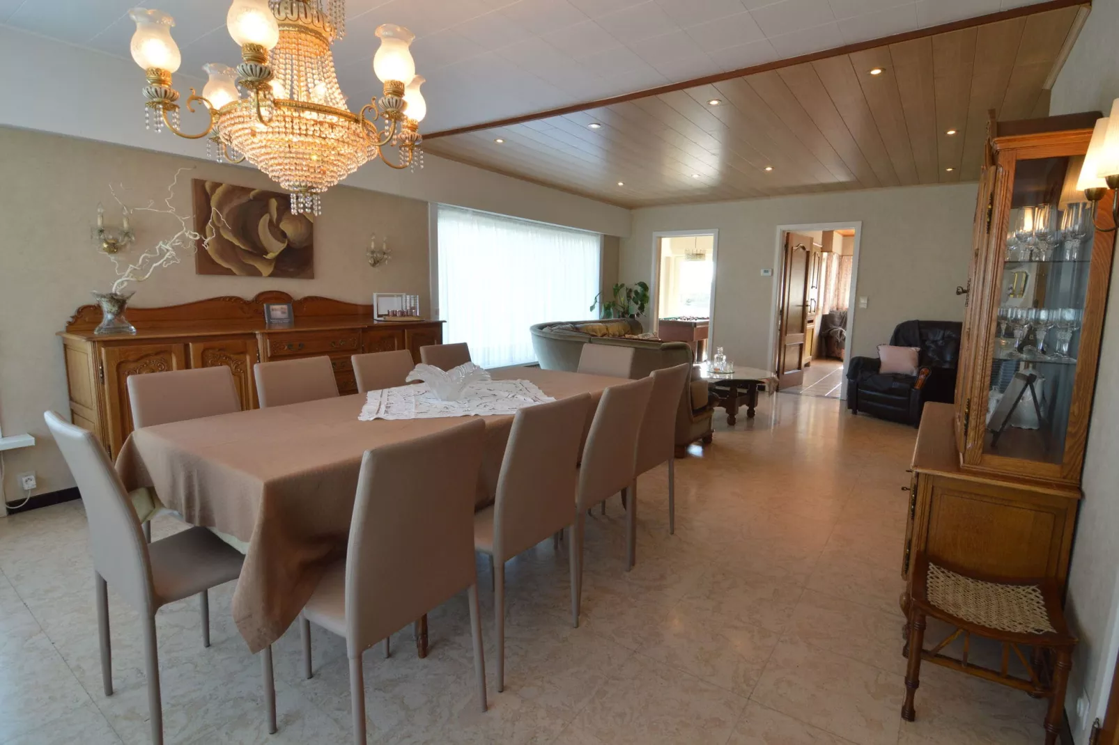 Happy Moments-Dining room