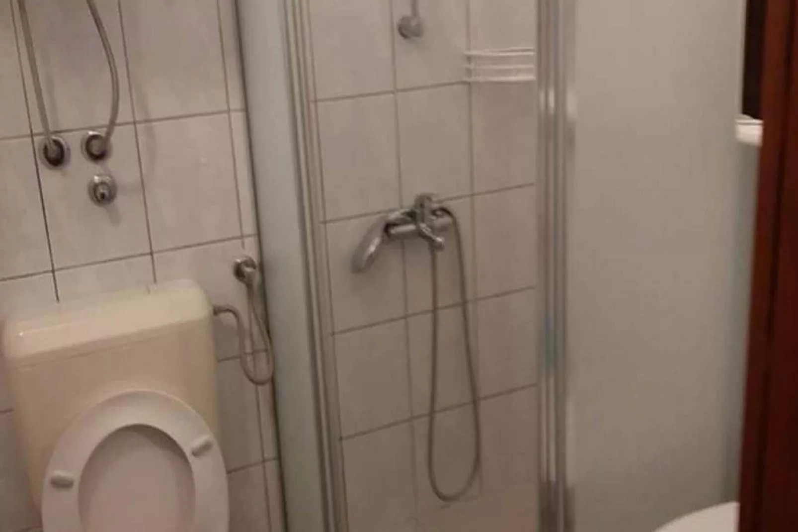 Apartments Marija - One Bedroom Apartment with Balcony and Sea View (Žuti A2)-Salle de bain