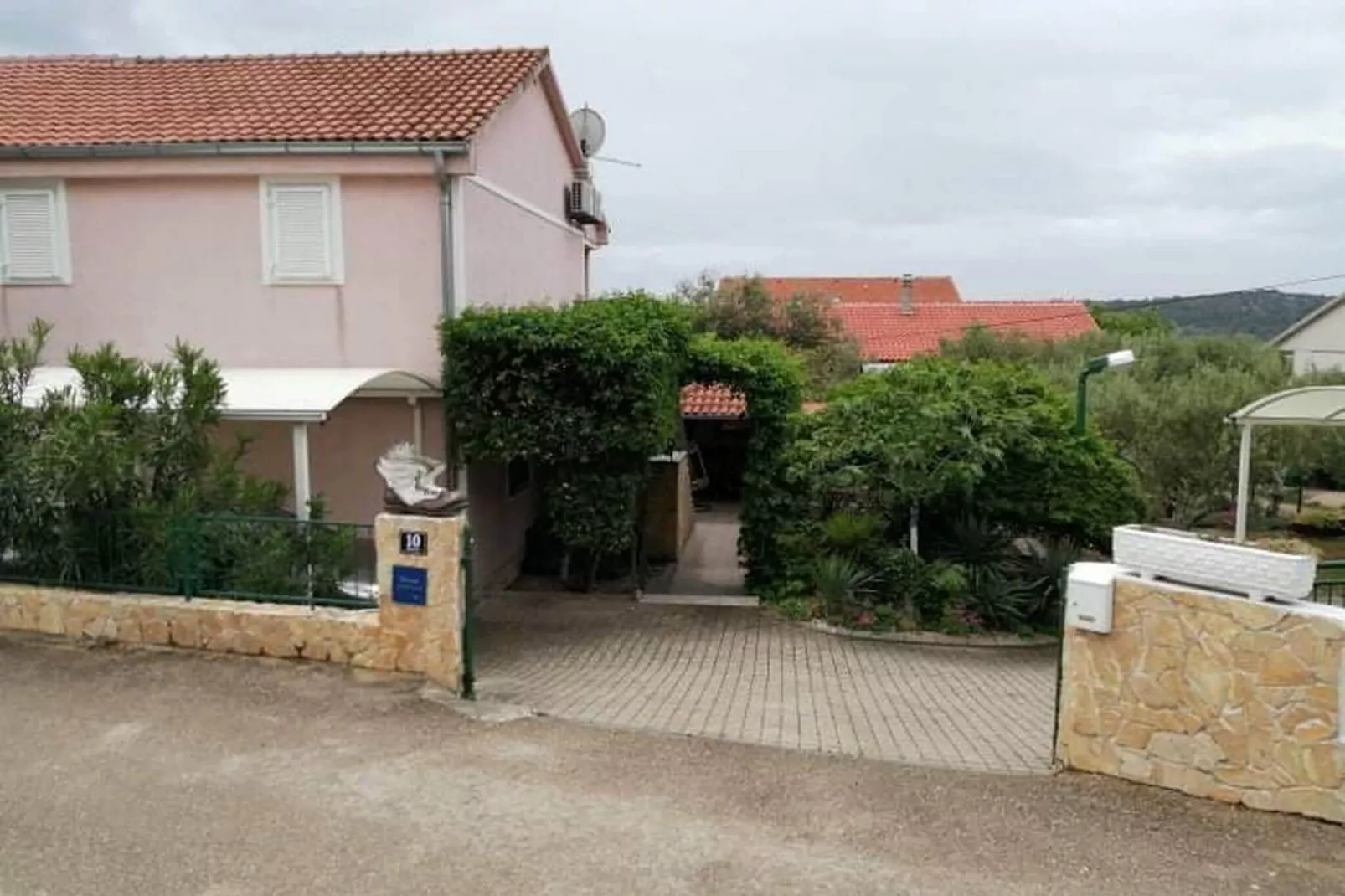 Apartments Marija - One Bedroom Apartment with Balcony and Sea View (Žuti A2)-Extérieur