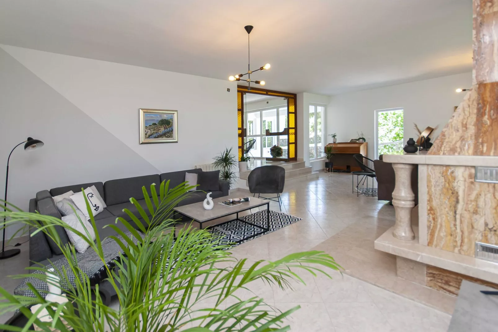 Villa Green Castle - Five bedroom villa with swimming pool-Salon