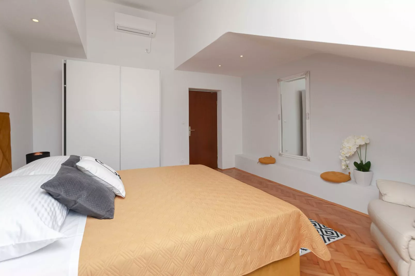 Villa Green Castle - Five bedroom villa with swimming pool-Chambre