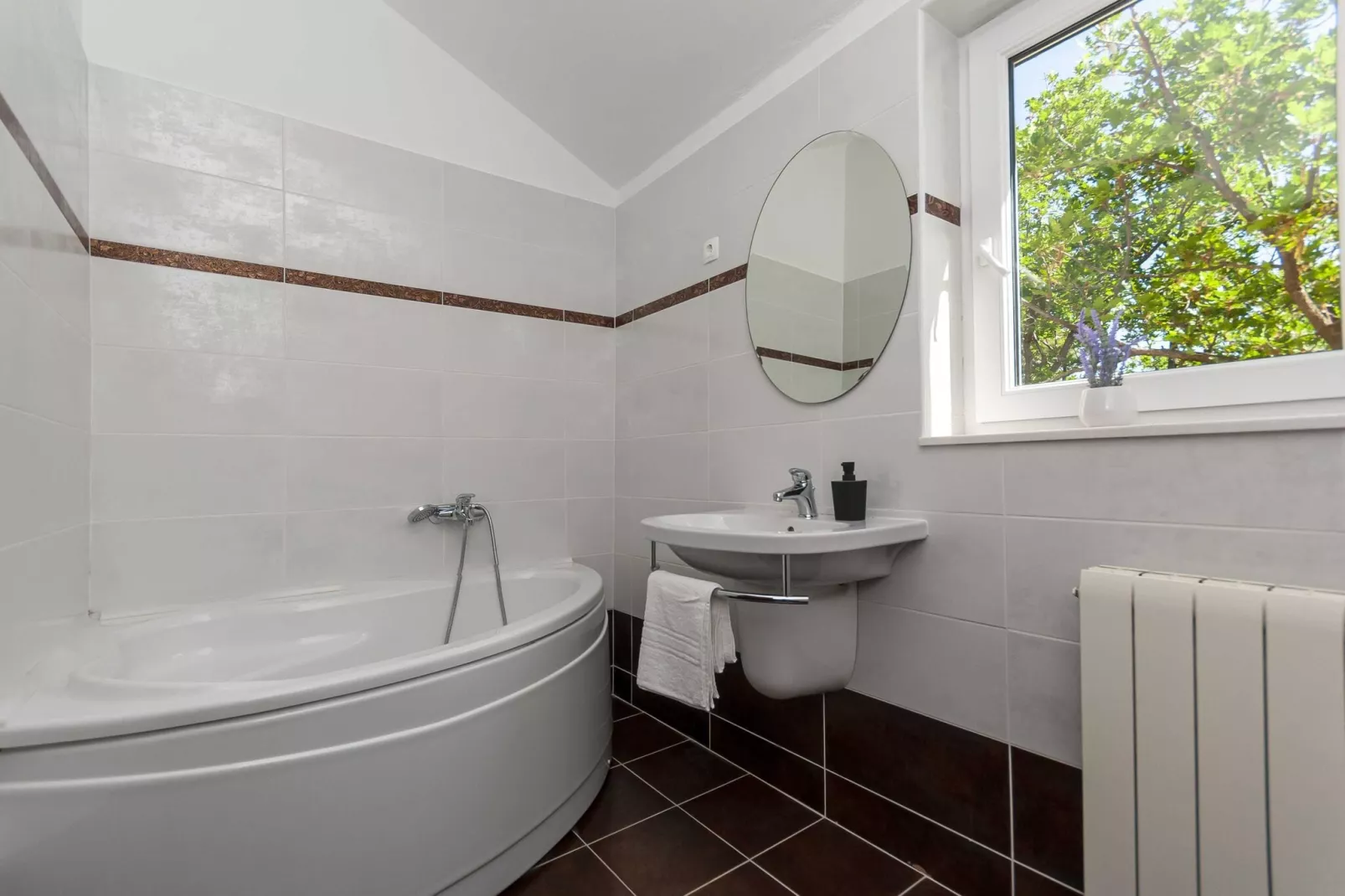 Villa Green Castle - Five bedroom villa with swimming pool-Salle de bain