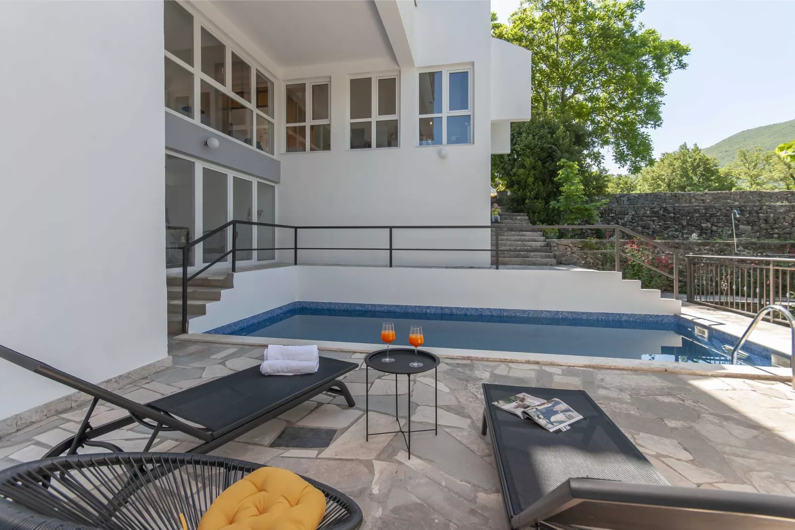 Villa Green Castle - Five bedroom villa with swimming pool-Piscine