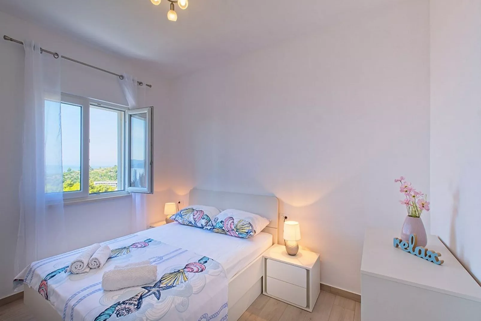 Apartments Grljević - One Bedroom Apartment with Balcony and Sea View (A4)-Bedroom