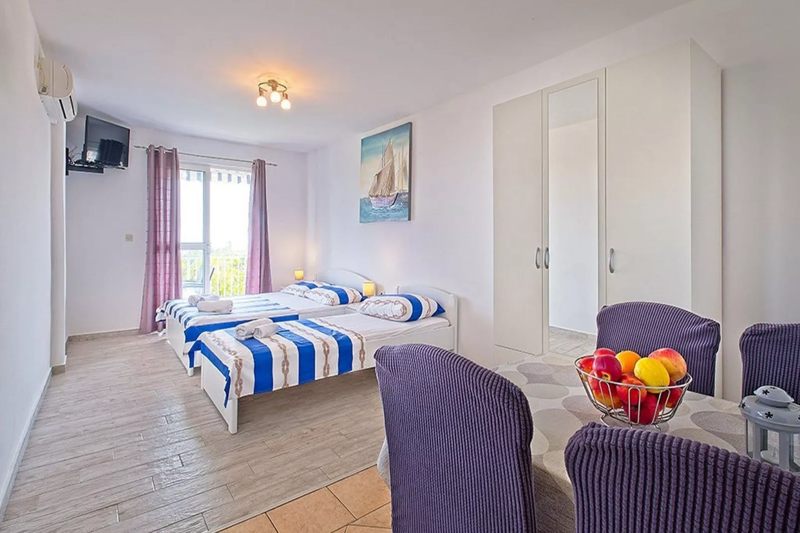 Apartments Grljević - Studio Apartment with Sea View and Balcony (A2)-Indoor
