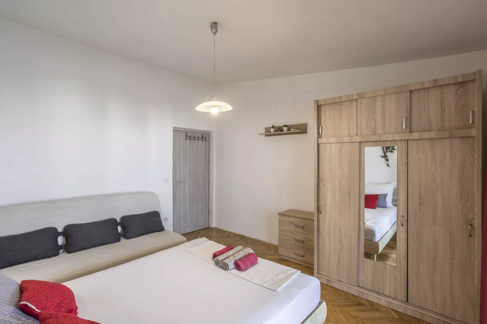 Apartment Keko - Three Bedroom Apartment with Terrace-Schlafzimmer