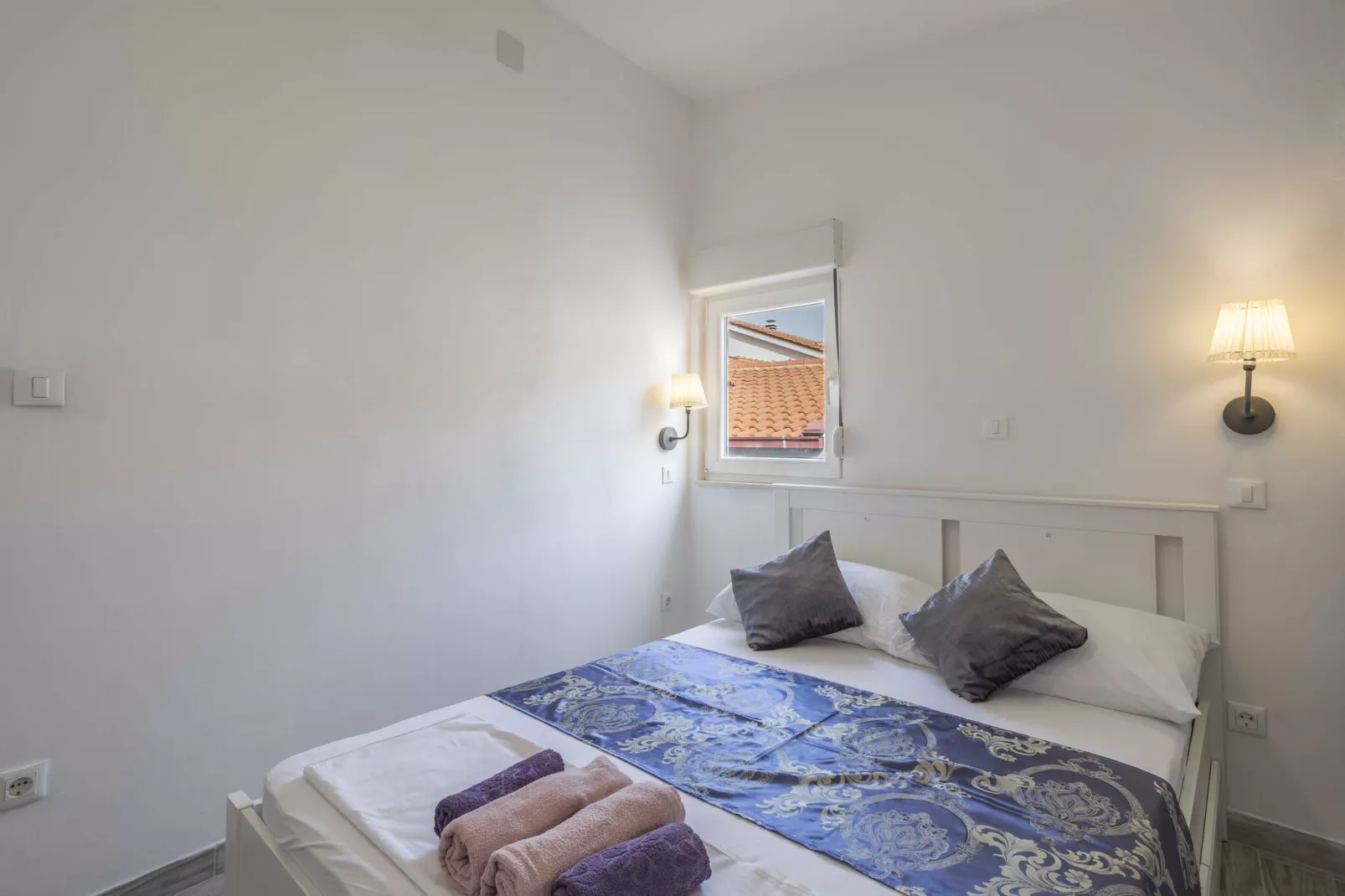 Apartment Keko - Three Bedroom Apartment with Terrace-Schlafzimmer