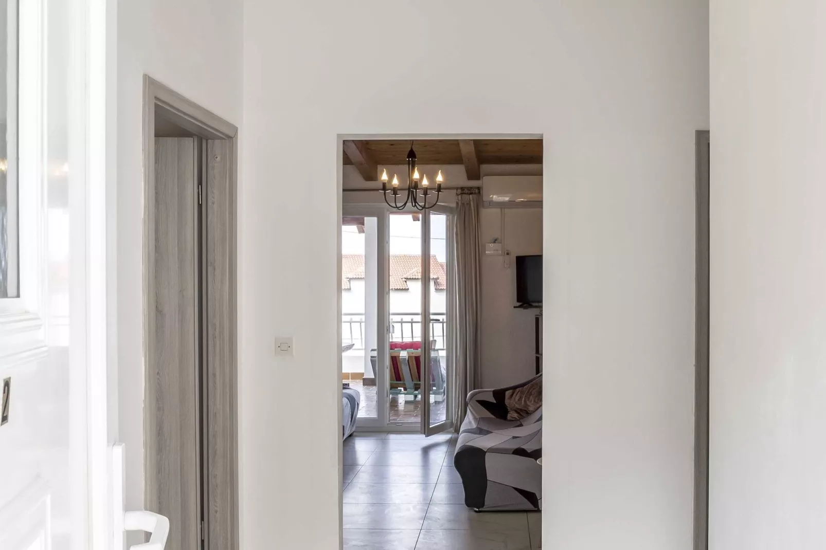 Apartment Keko - Three Bedroom Apartment with Terrace-Innen