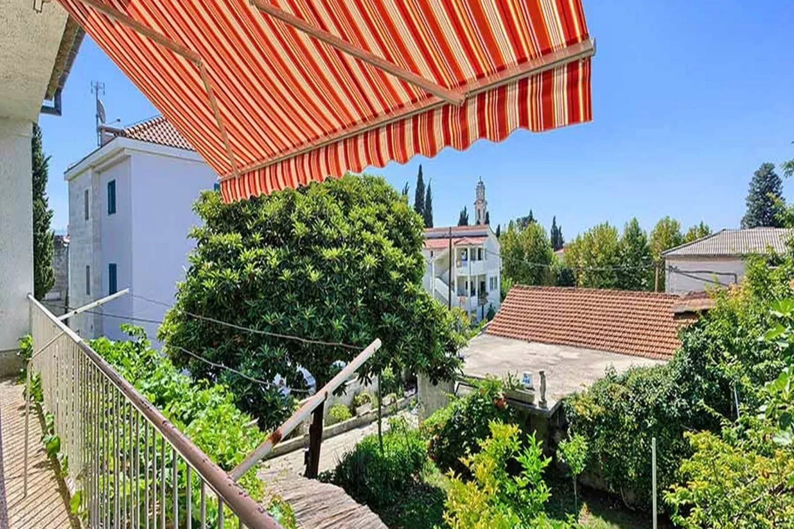 Apartment Lucija - Three Bedroom Apartment with Balcony-Terrace balcony