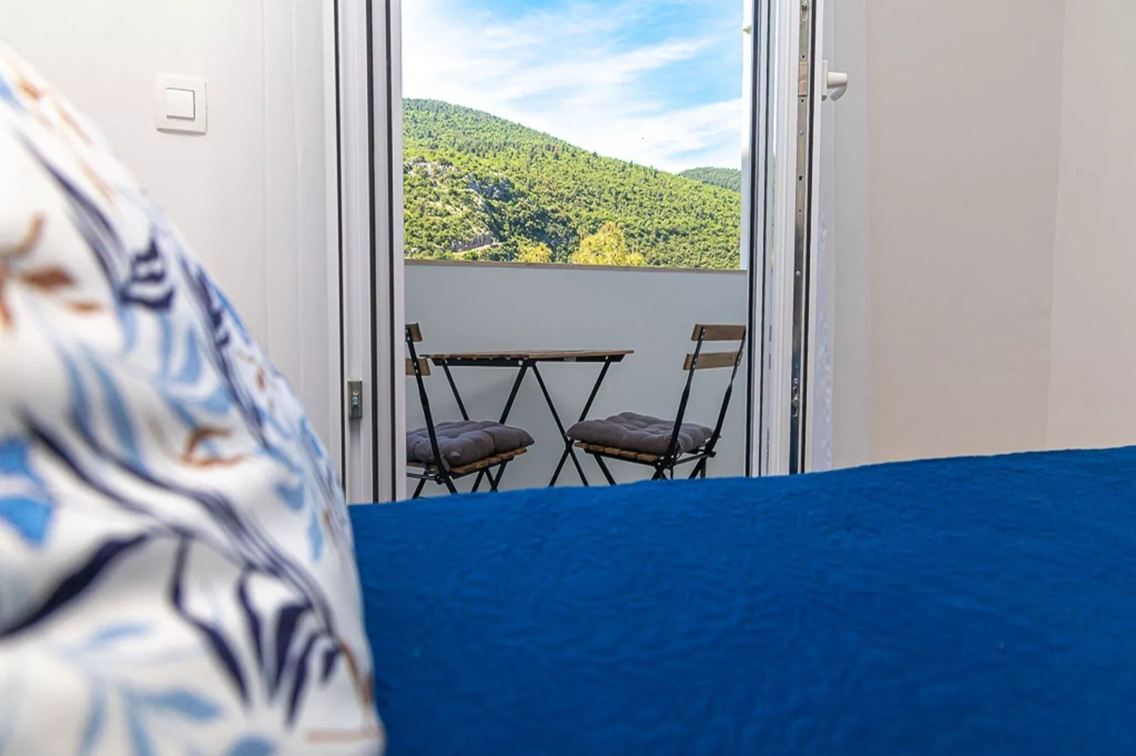 Apartment Matea - Two Bedroom Apartment with Balcony and Sea view-Bedroom