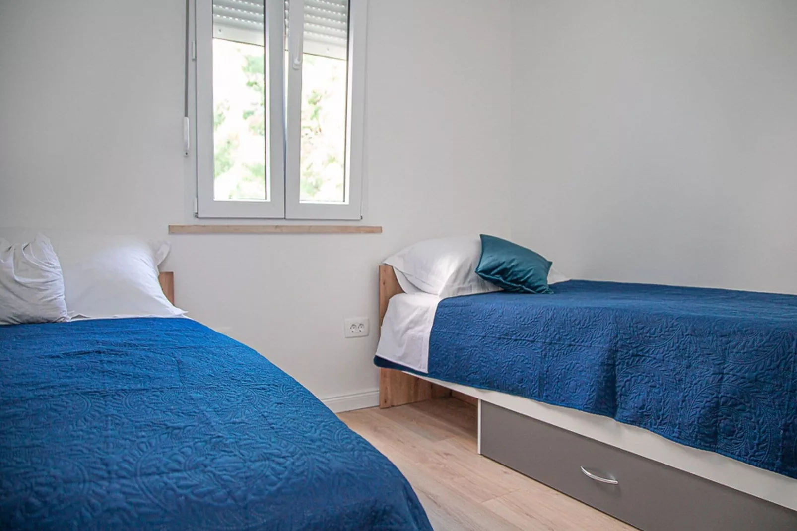 Apartment Matea - Two Bedroom Apartment with Balcony and Sea view-Indoor