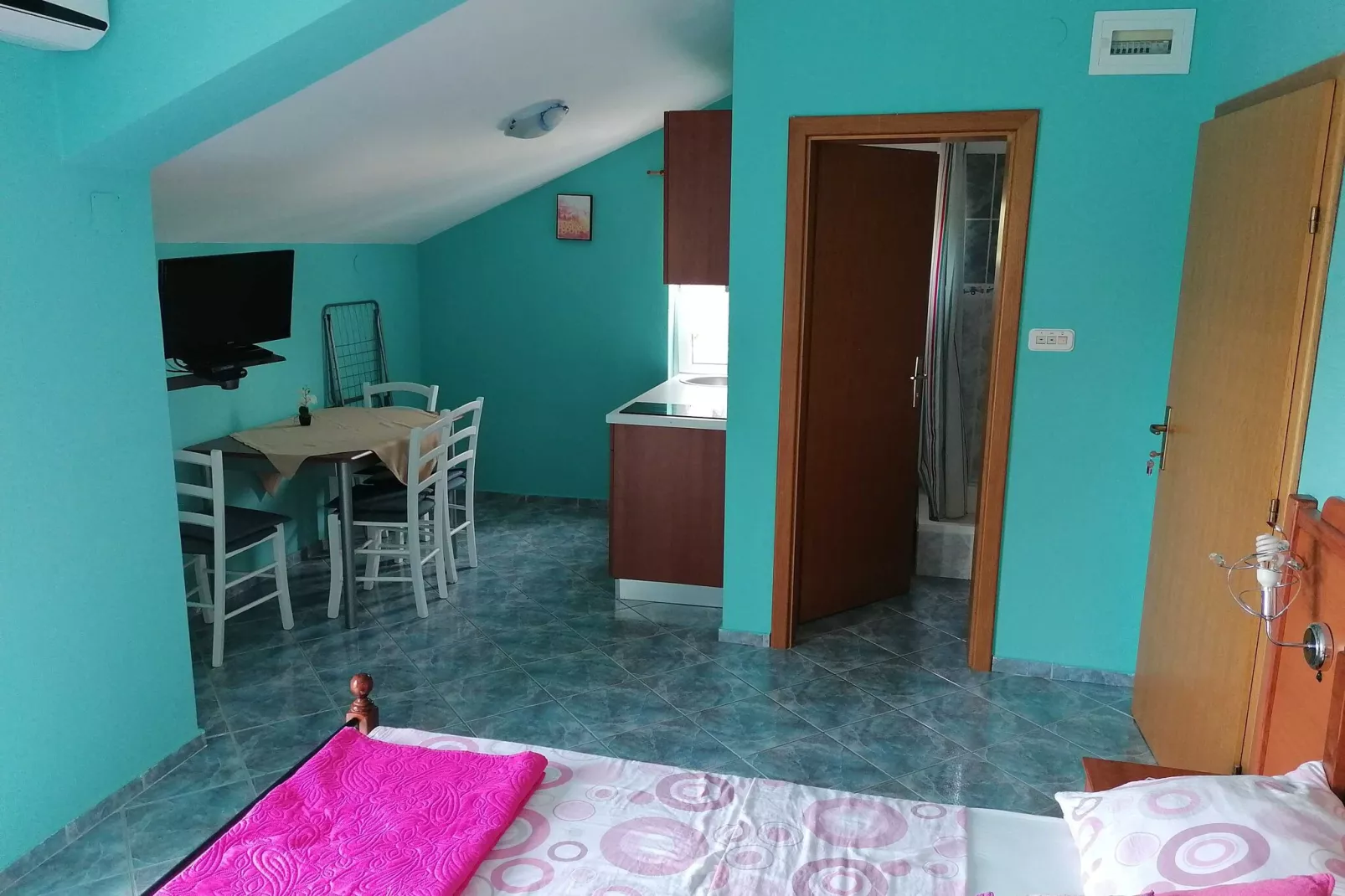 Apartments Smokvica - Studio Apartment with Sea View (Apartment 4)-Bedroom