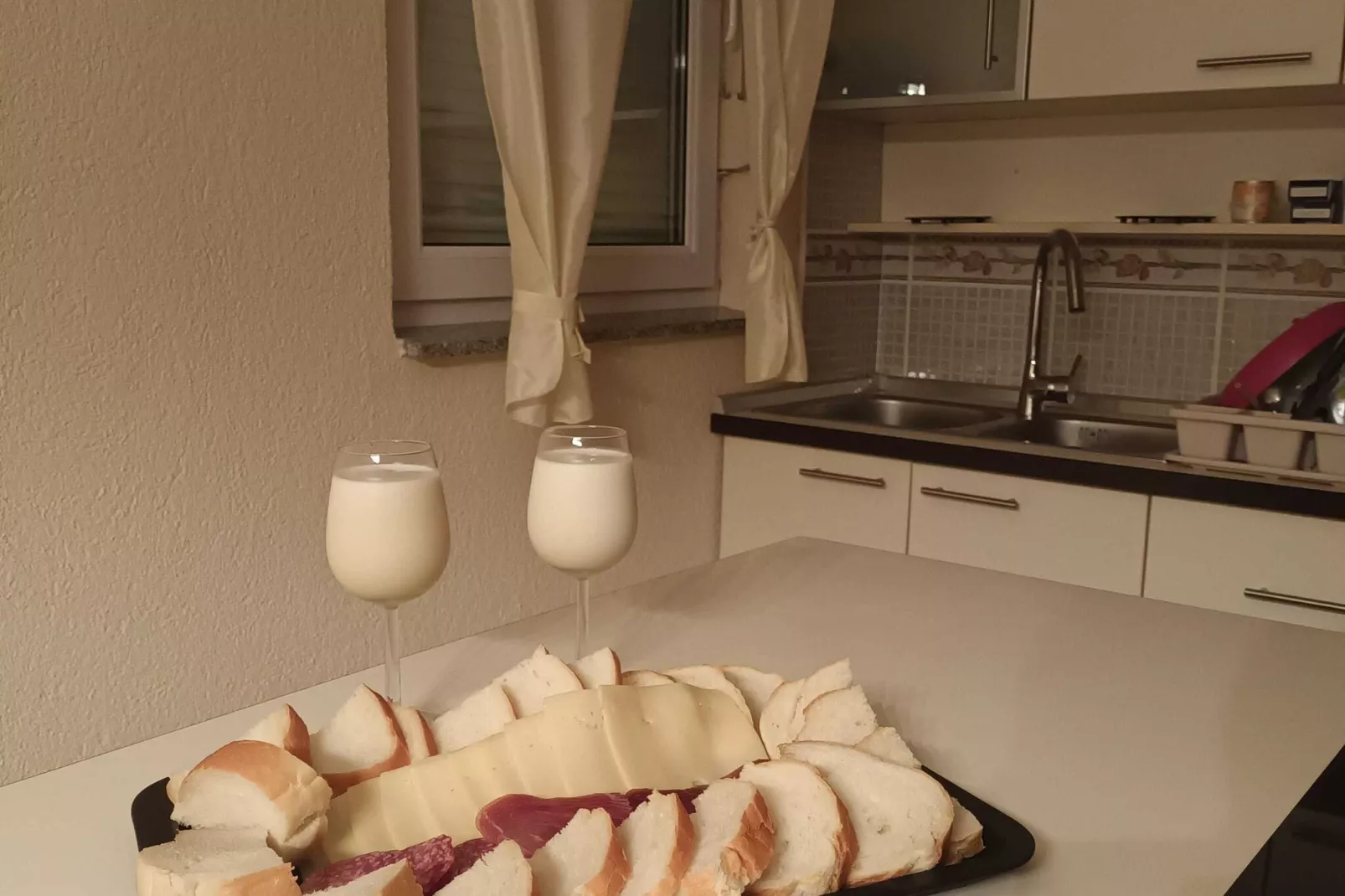 Apartments Smokvica - Three Bedroom Apartment with Terrace   (Apartment 7)-Cuisine