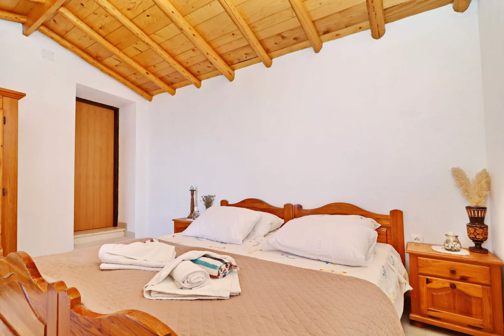 Holiday Home Zule - One Bedroom Holiday Home with Swimming pool-Chambre