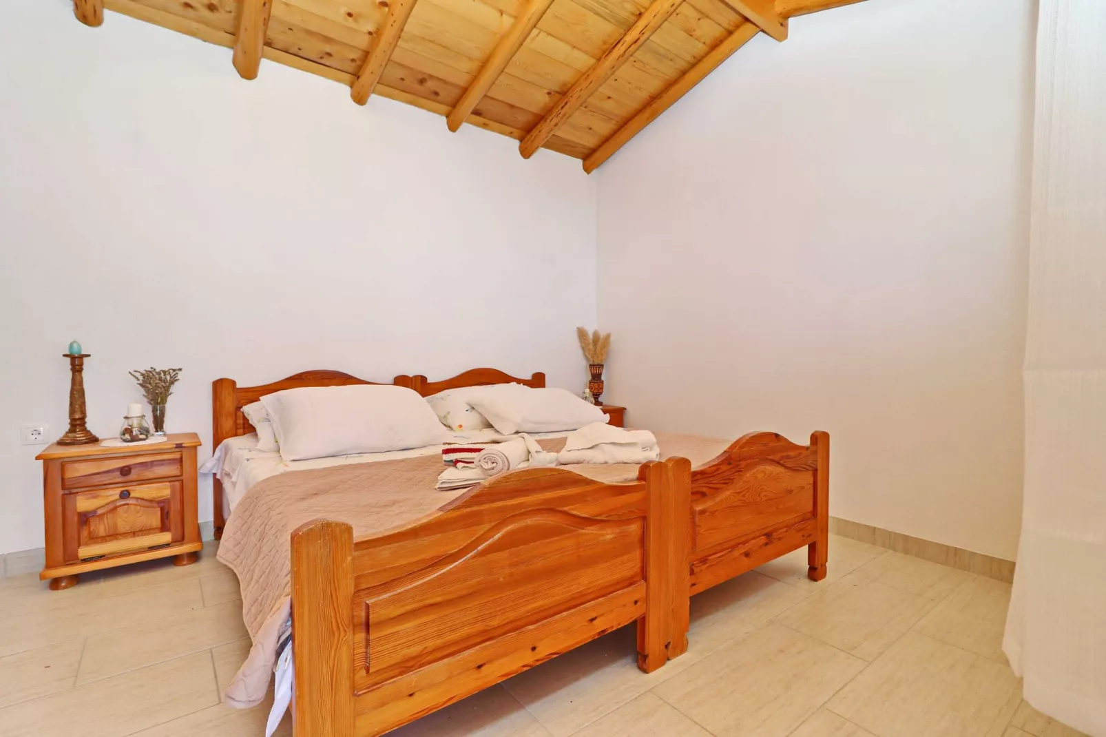 Holiday Home Zule - One Bedroom Holiday Home with Swimming pool-Chambre