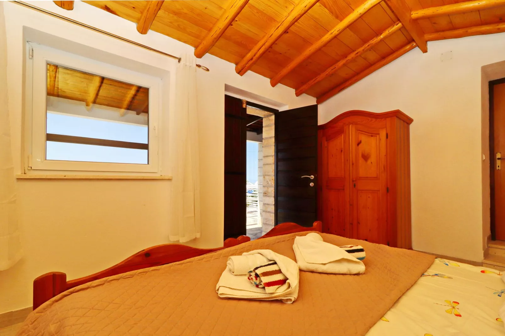Holiday Home Zule - One Bedroom Holiday Home with Swimming pool-Chambre