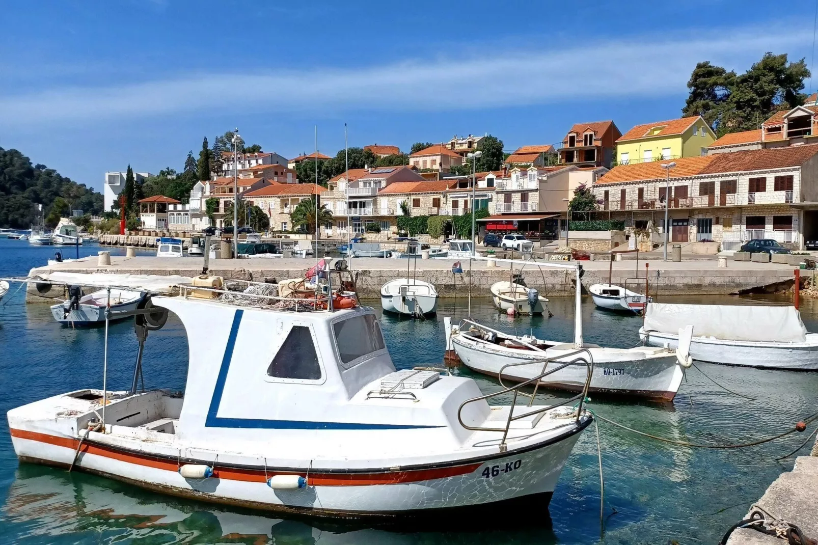 Bertie's Lodge - Standard Two Bedroom Apartment with Balcony and Sea view(A0)-View